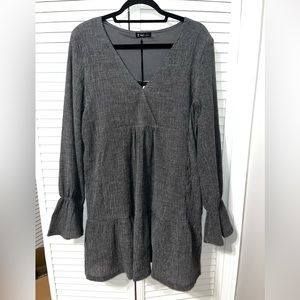 Very J Women’s Large Charcoal Dress